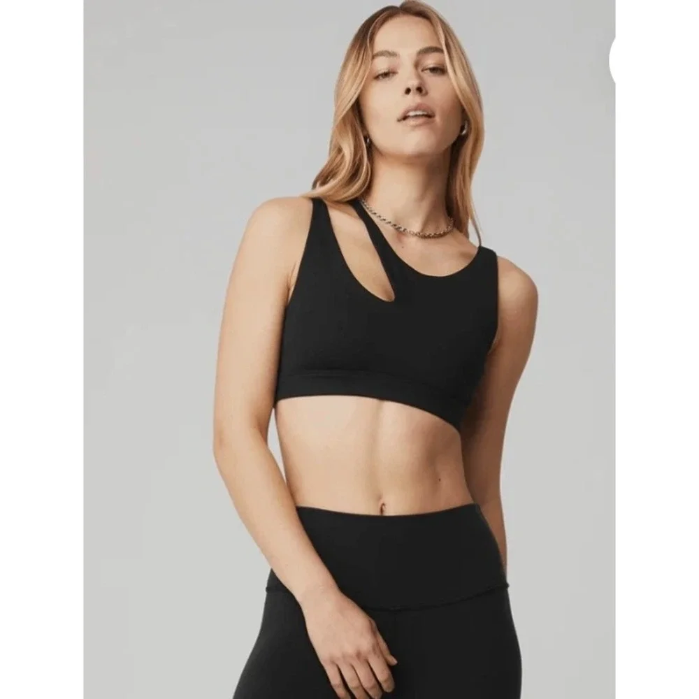 NEW Alo Yoga Peak Bra Womens Size S Black New Slash Out Cutout Crop Top